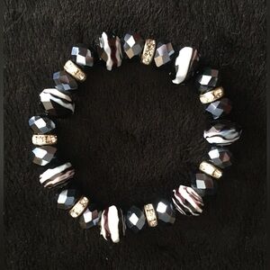 Black And White Beaded Stretch Bracelet